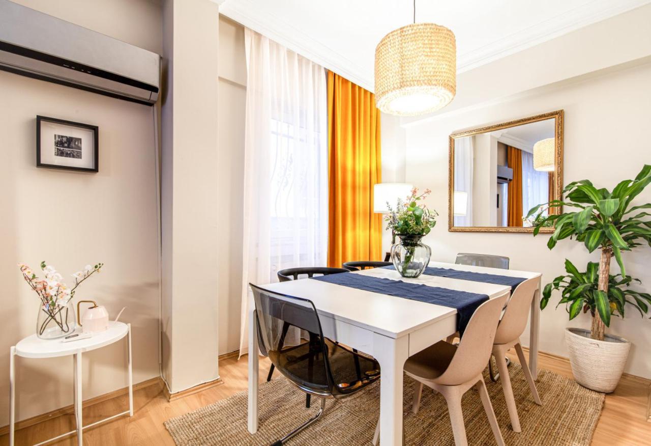 Central And Convenient Flat In Sisli *