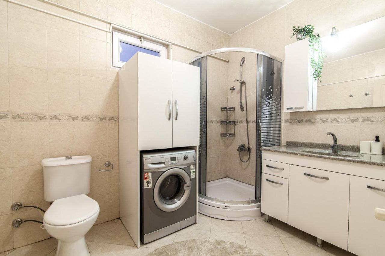 Apartment Central And Convenient Flat In Sisli *
