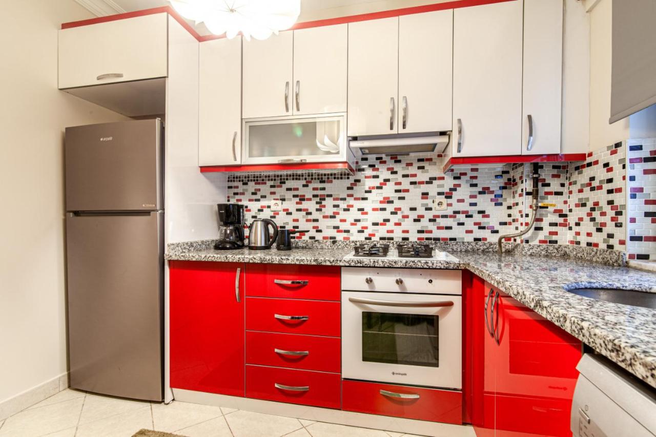 Central And Convenient Flat In Sisli Apartment