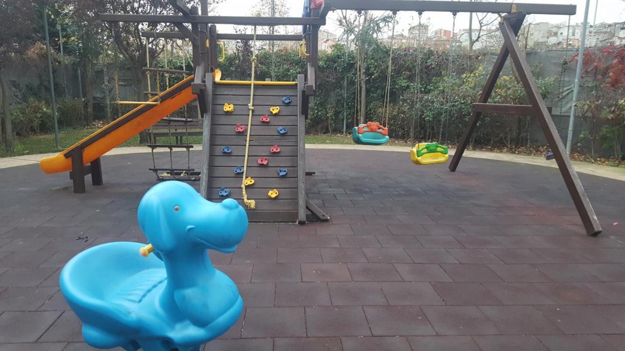 Magneficent Luxury With Pool And Fitnes Apartment *