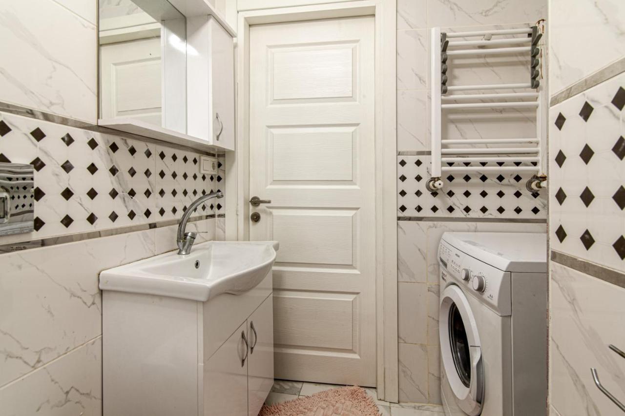 Apartamento Cozy Flat Close To Various Malls In Kagithane