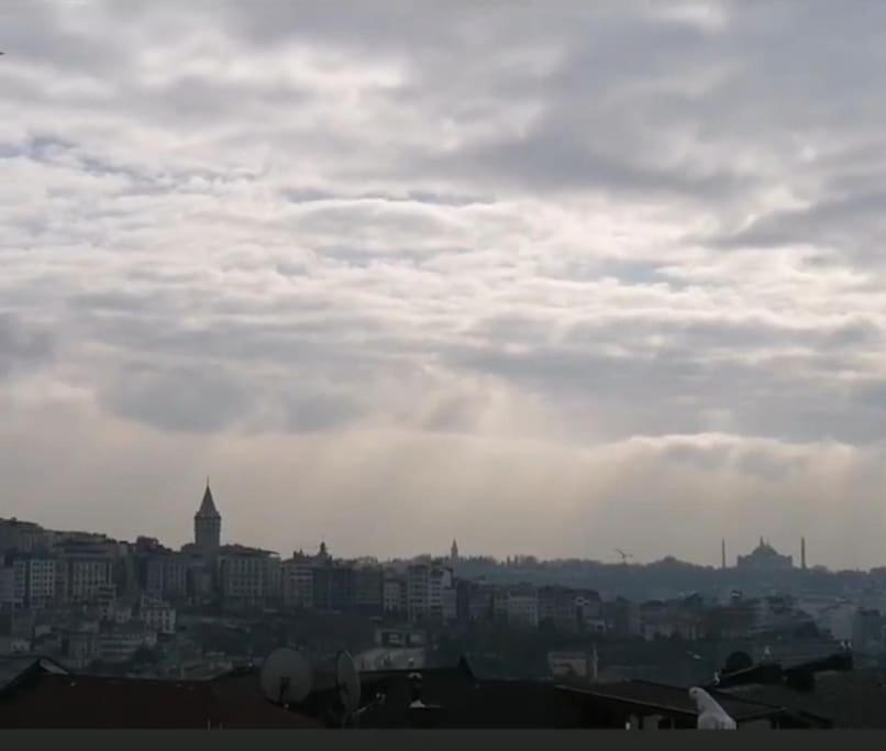 Apartment Deniz Manzarasi, Marti Sesleri Esliginde Istanbul