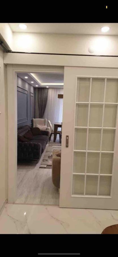 Right Next To The Cevahirshopping Center Apartment *