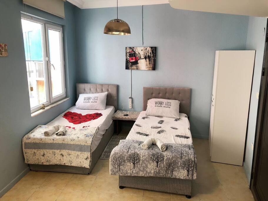 Apartment Central Apartament 4' Galata Tower Granbazaar 2' Sea 4' Ferry/metro/tram Istanbul