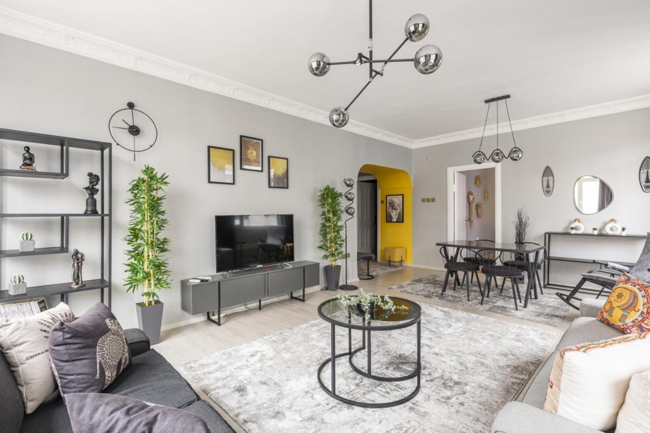 Bohemian Flat In Nisantasi With Location