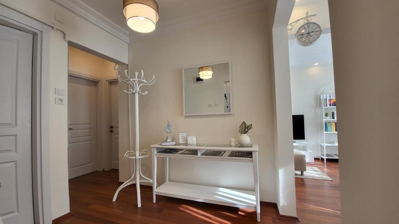 Flat With Bosphorus View In Rumelihisari Apartamento *
