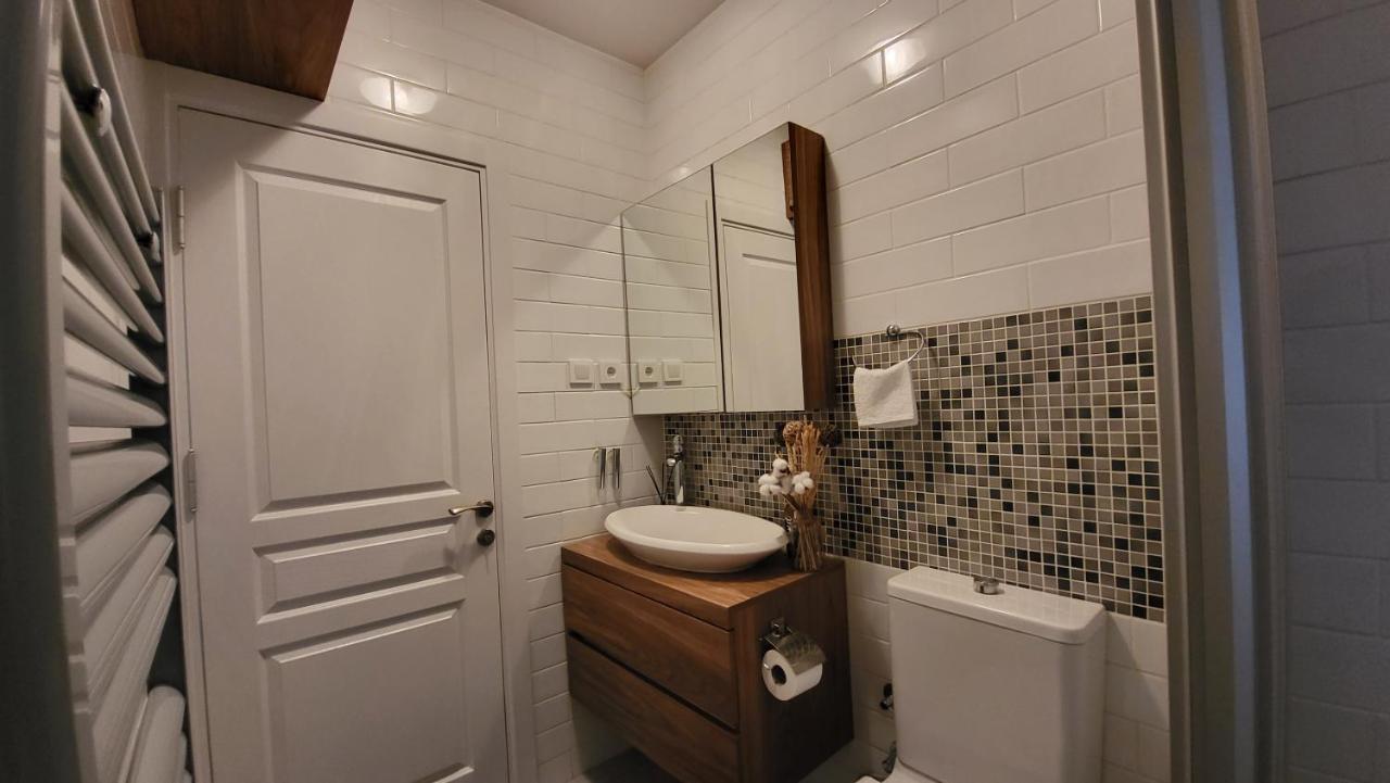 Flat With Bosphorus View In Rumelihisari Apartamento