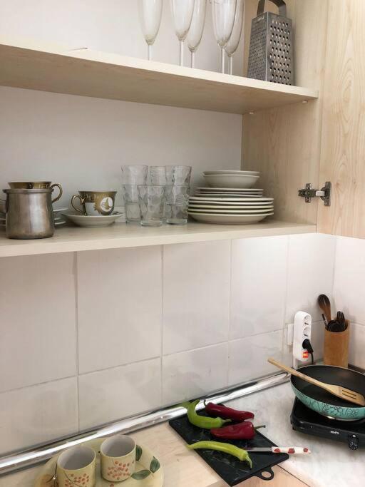 Apartment Central Apartament 4' Galata Tower Granbazaar 2' Sea 4' Ferry/metro/tram *