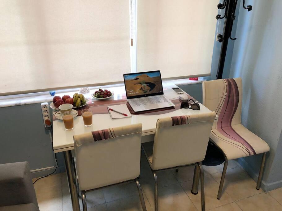 Central Apartament 4' Galata Tower Granbazaar 2' Sea 4' Ferry/metro/tram