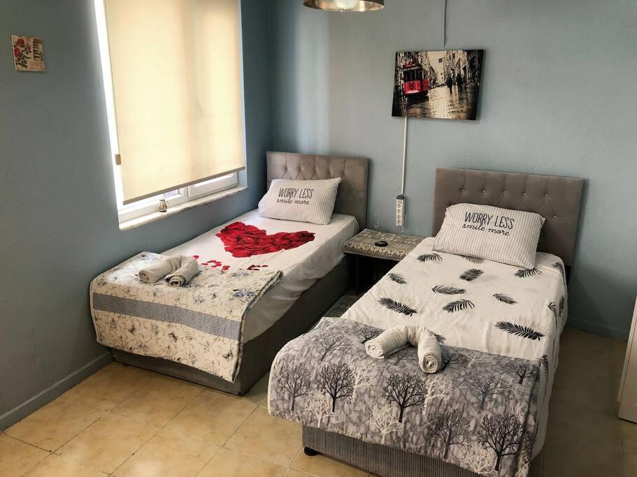 Central Apartament 4' Galata Tower Granbazaar 2' Sea 4' Ferry/metro/tram Istanbul