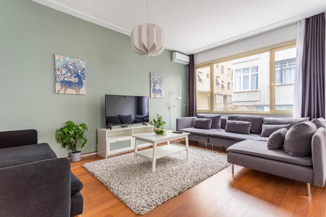 Exquisite Flat Near Bagdat Street In Kadikoy