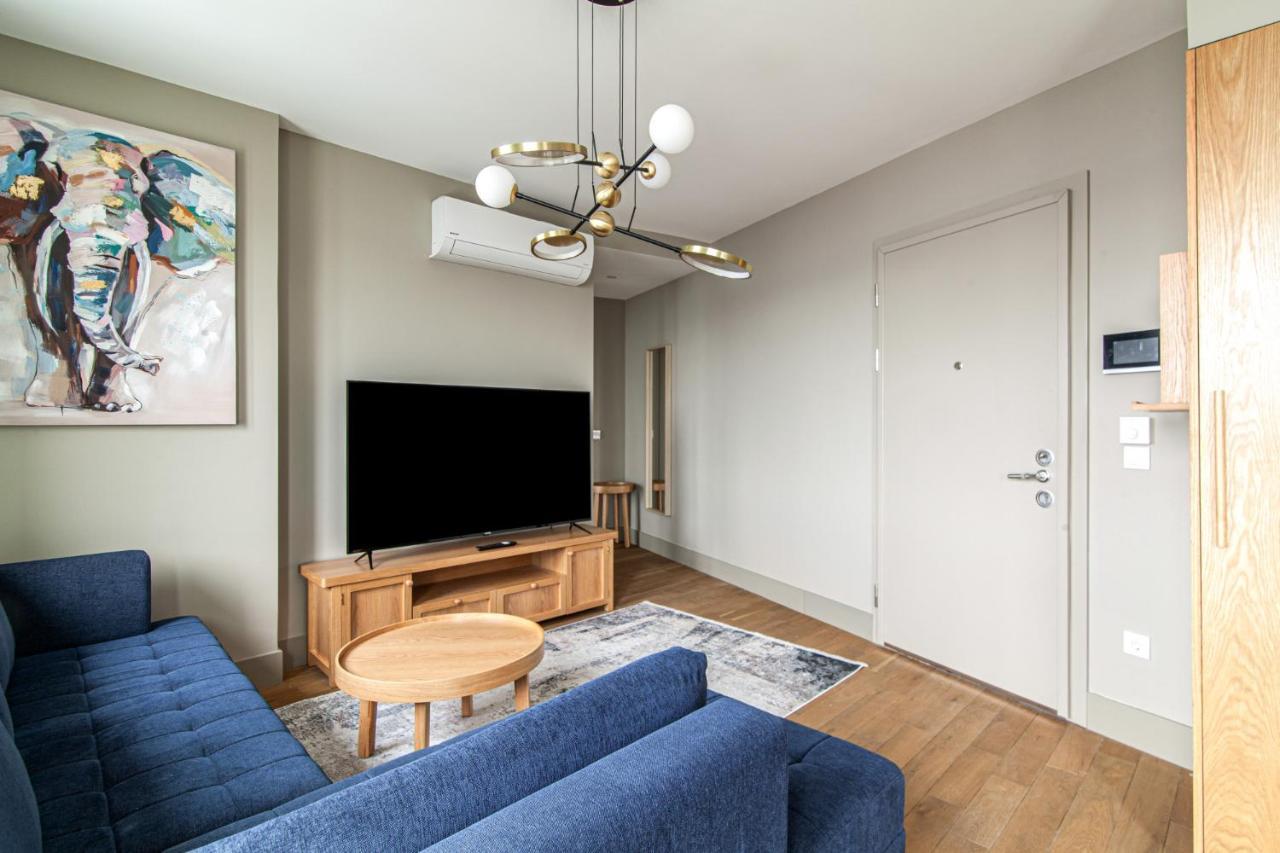 Flat With Panoramic Bosphorus View In Cihangir İstanbul