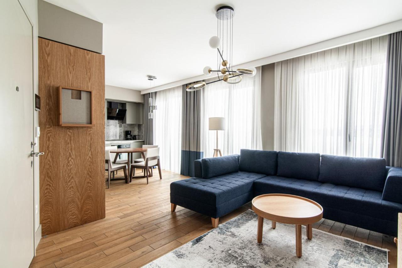 Daire Flat With Panoramic Bosphorus View In Cihangir İstanbul