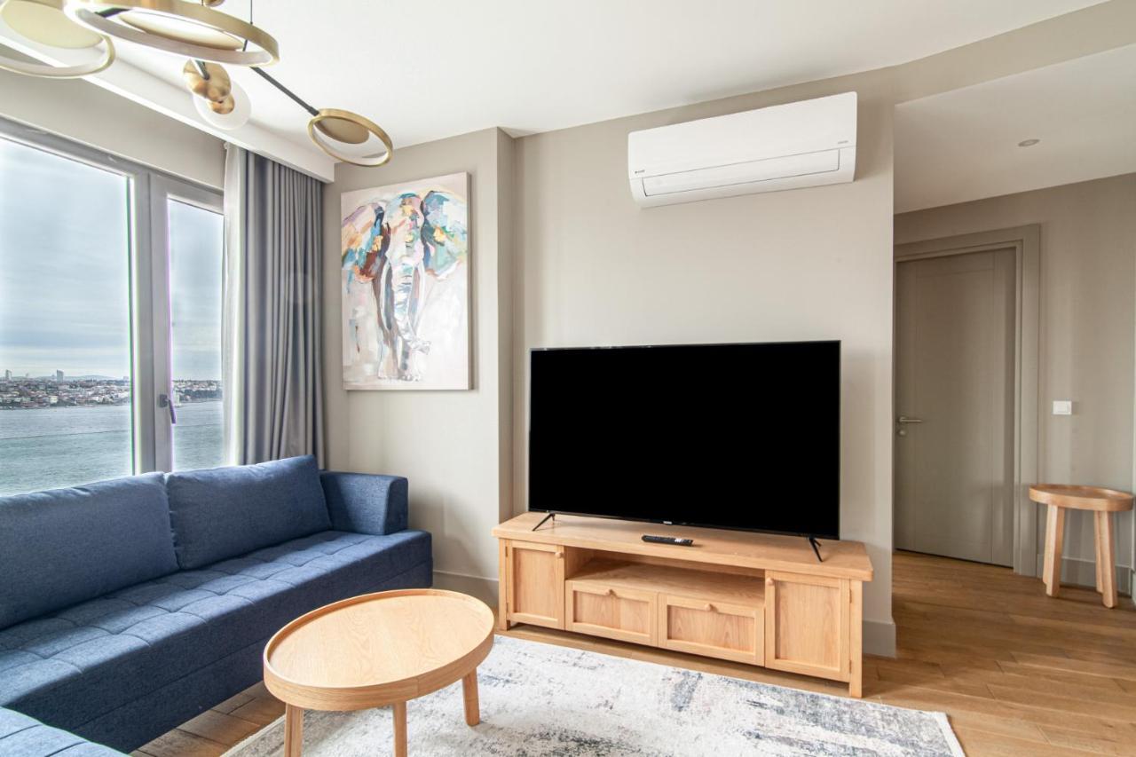 Flat With Panoramic Bosphorus View In Cihangir Daire *