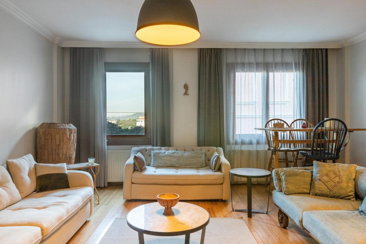 Delightful Flat With Bosphorus View In Kuzguncuk Istanbul