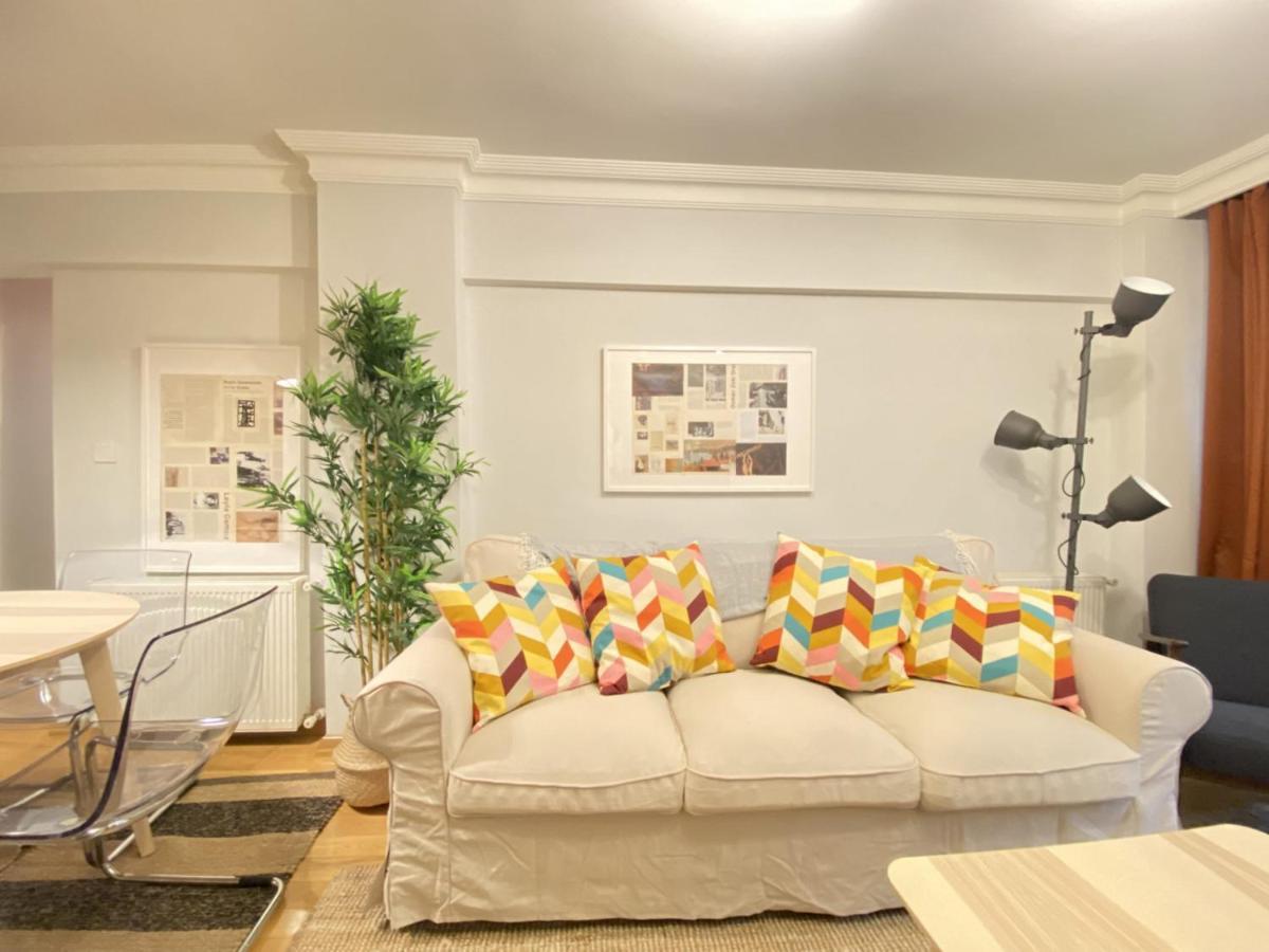 Charming And Central Flat With Balcony In Beyoglu Apartment Istanbul