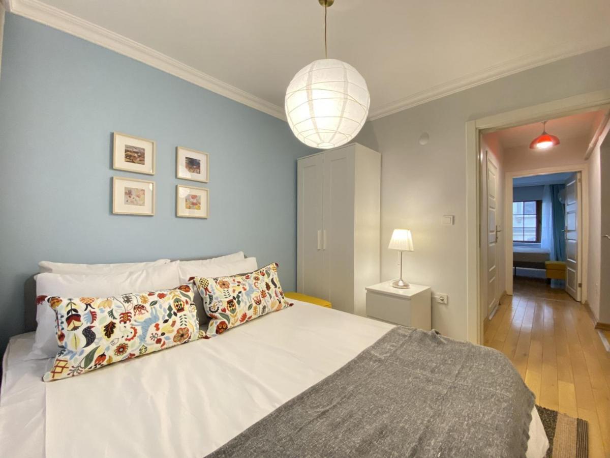 Charming And Central Flat With Balcony In Beyoglu * Istanbul