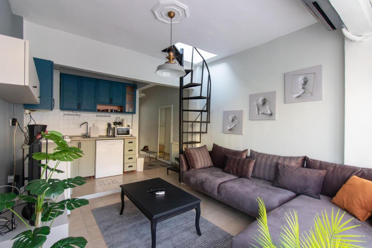 Apartment Sleek Flat With Excellent View In Cihangir Istanbul