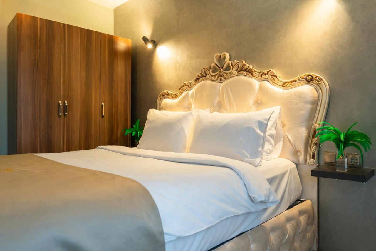 Monezza Avcilar Hotel 3*