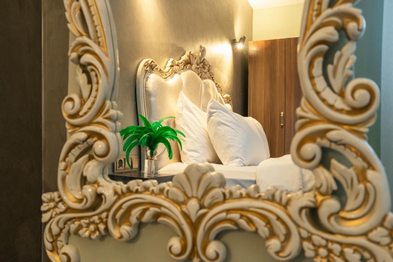 Monezza Avcilar Hotel 3*