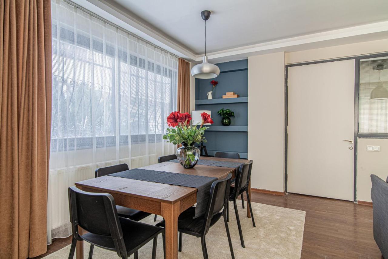 Charming Flat With Backyard Close To Zorlu Center Apartment *