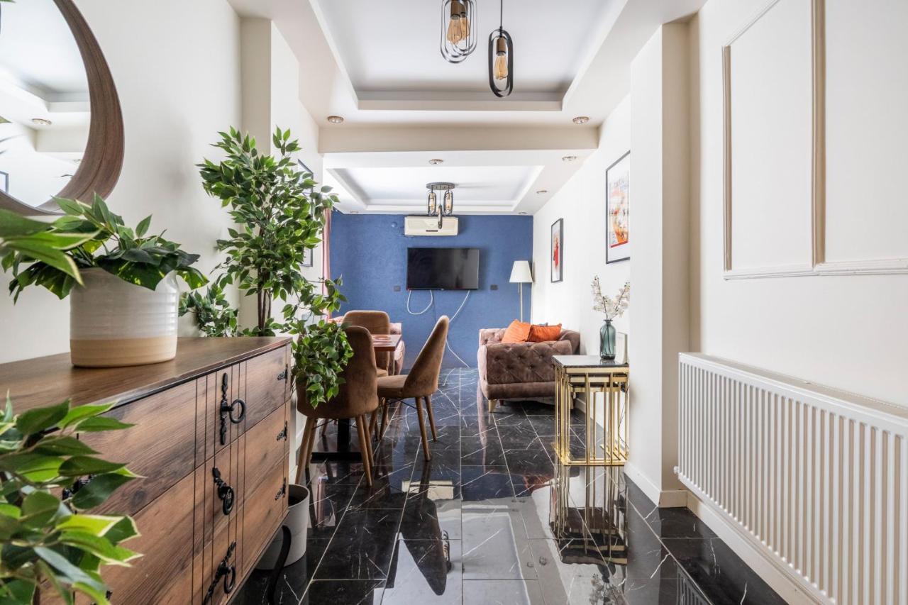 Refreshing Duplex Flat With Jacuzzi In Sisli Apartment *