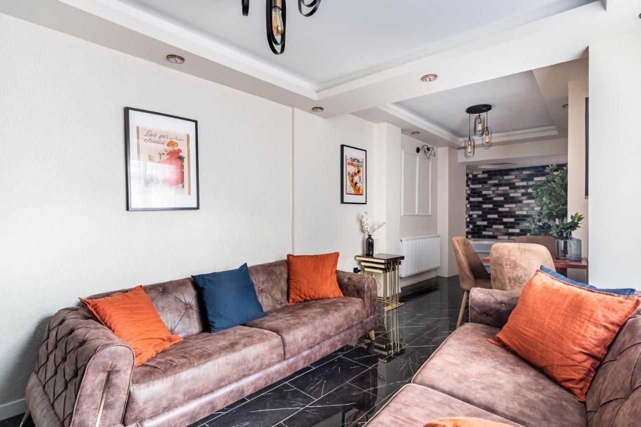 Refreshing Duplex Flat With Jacuzzi In Sisli Apartment *