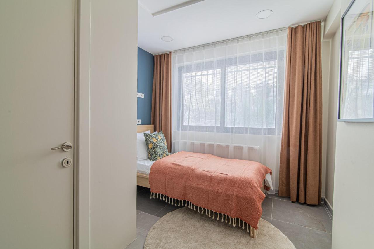 Apartment Charming Flat With Backyard Close To Zorlu Center