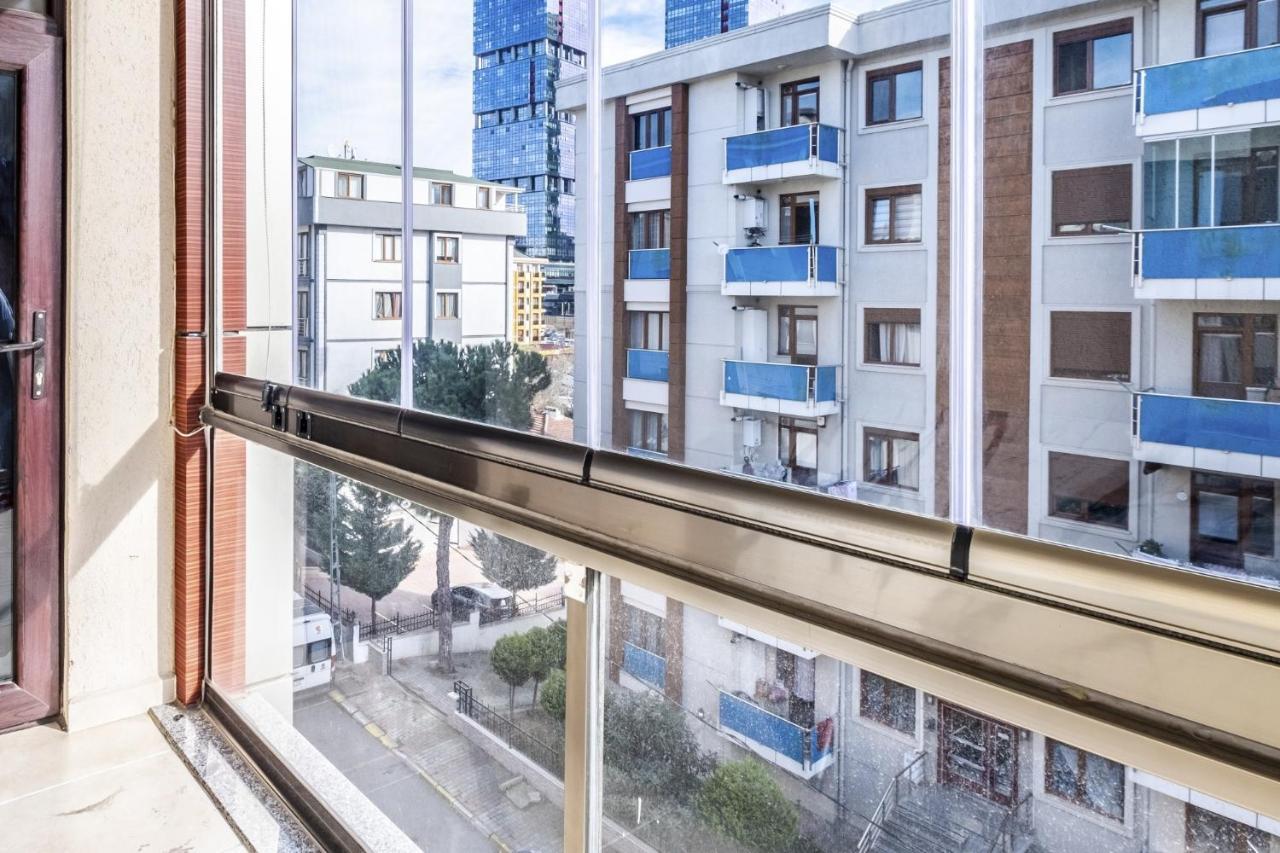 Flat In Maltepe With Balcony Near Shopping Malls Apartment *