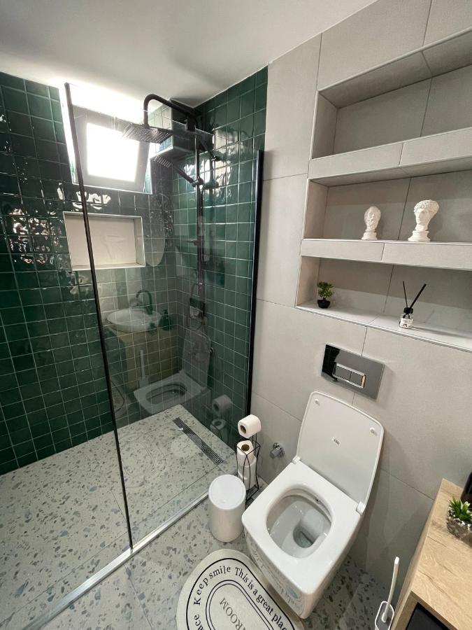 Apartment Golden Arrow Suites