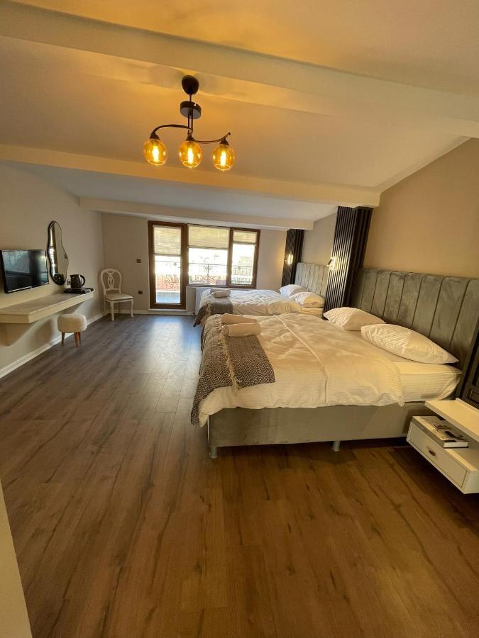 Golden Arrow Suites Apartment *