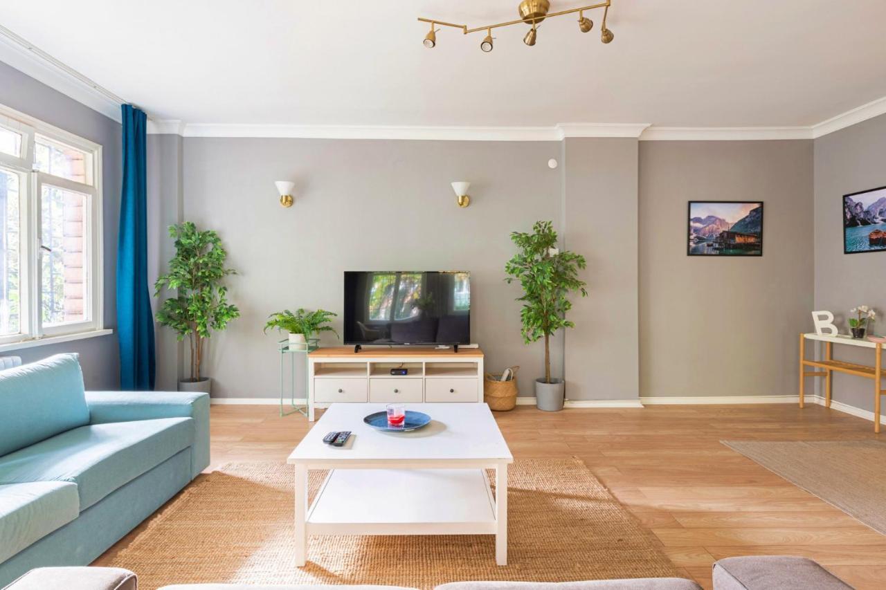 Outstanding Flat With Stylish Interior And Excellent Location Close To Shopping Malls In Sisli * Istanbul