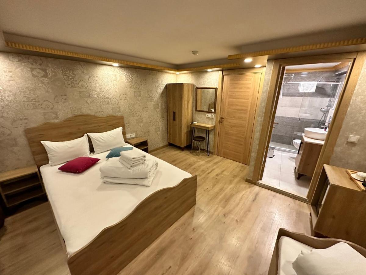 Golden Sail Old Otel 2*