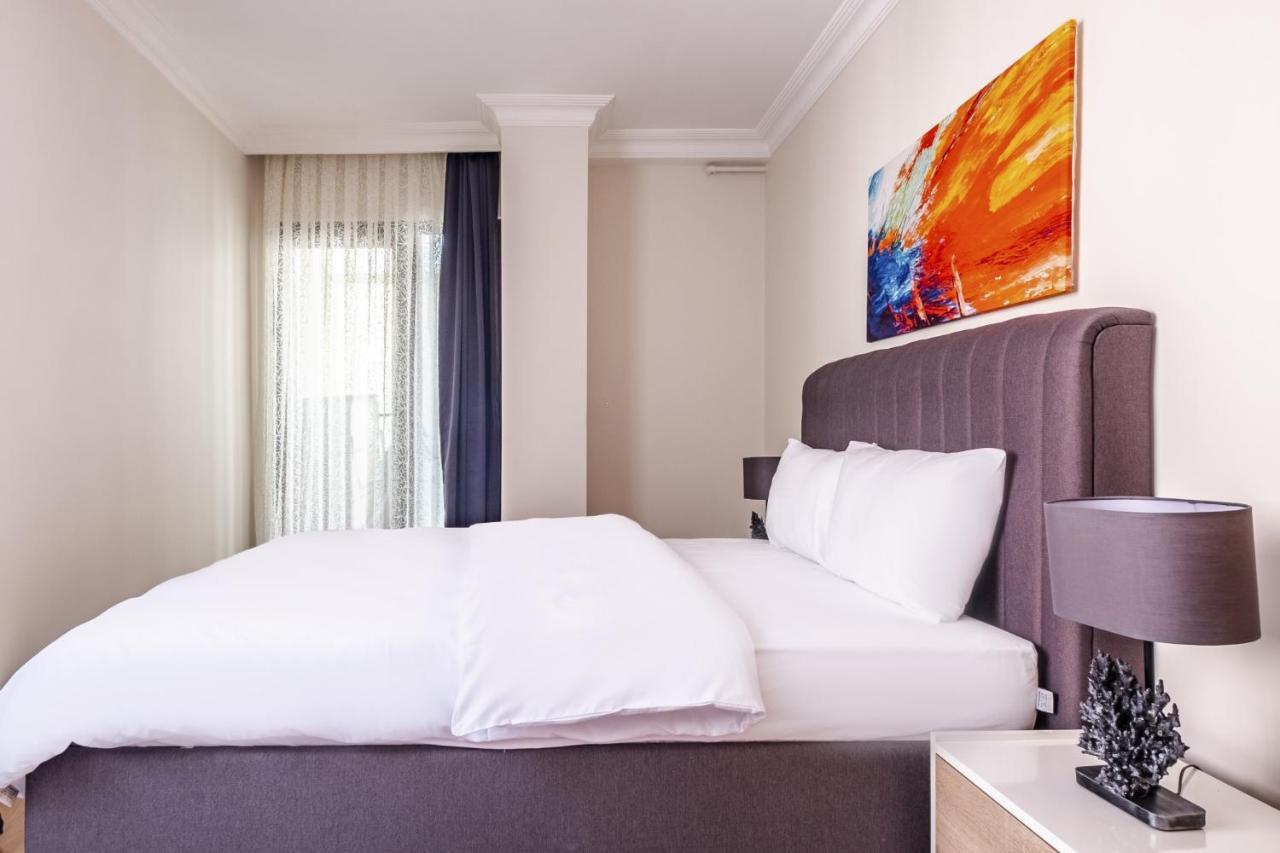 Apartment Flat In Maltepe With Balcony Near Shopping Malls *