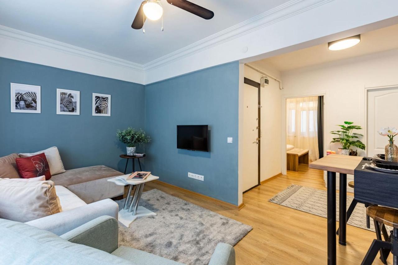 Apartment Missafir Impressive Flat In The Heart Of Cihangir Beyoglu *