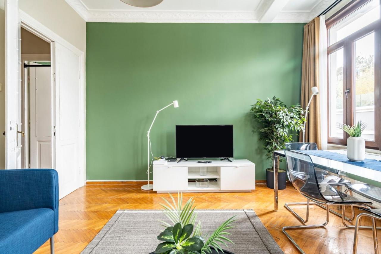 Chic Taksim Flat 1 Min To Istiklal Ave Apartment Istanbul