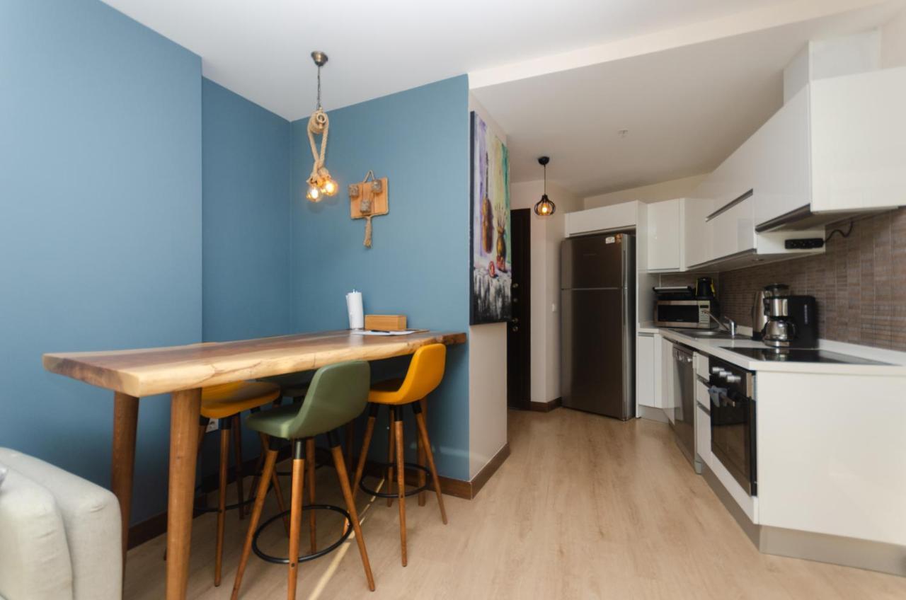 Stylish Flat-eagle Eye For