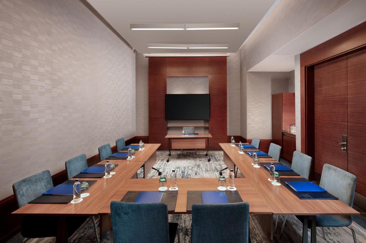 Delta By Marriott Levent Hotel 4*