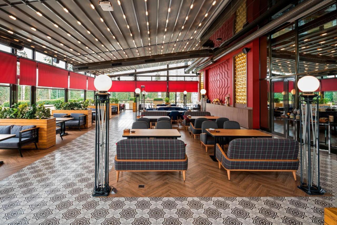 Sheraton Grand Atasehir Hotel