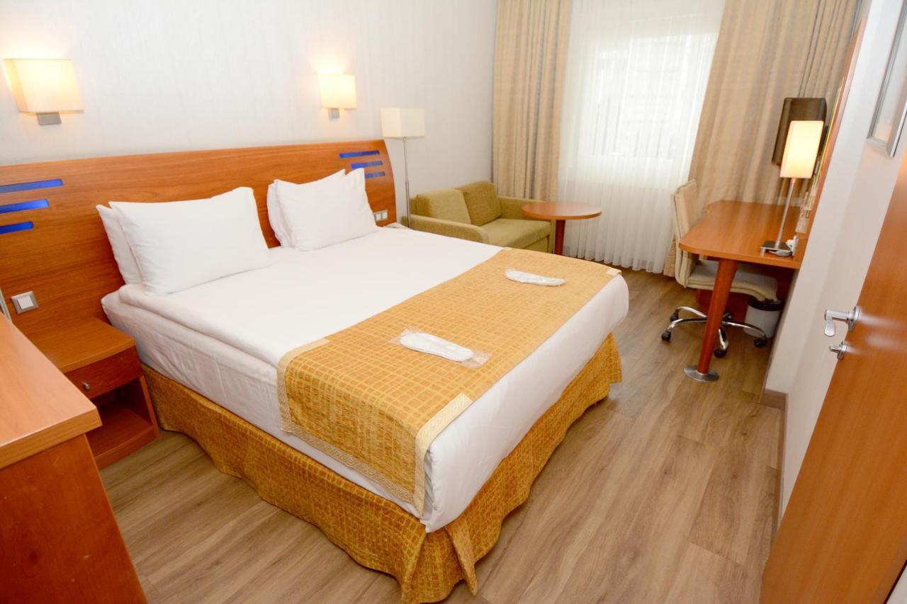 By Ihg Hotel 5*