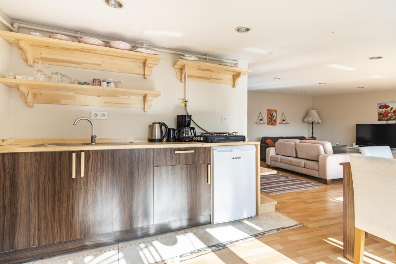 Apartment Flat Close To Taksim Square In Beyoglu