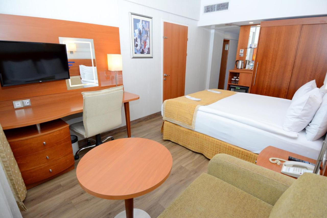 By Ihg 5*