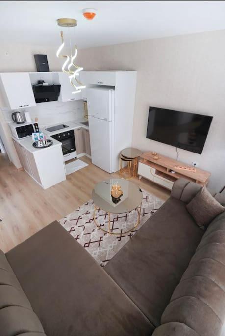 Two Bedroom King Deluxe Is9