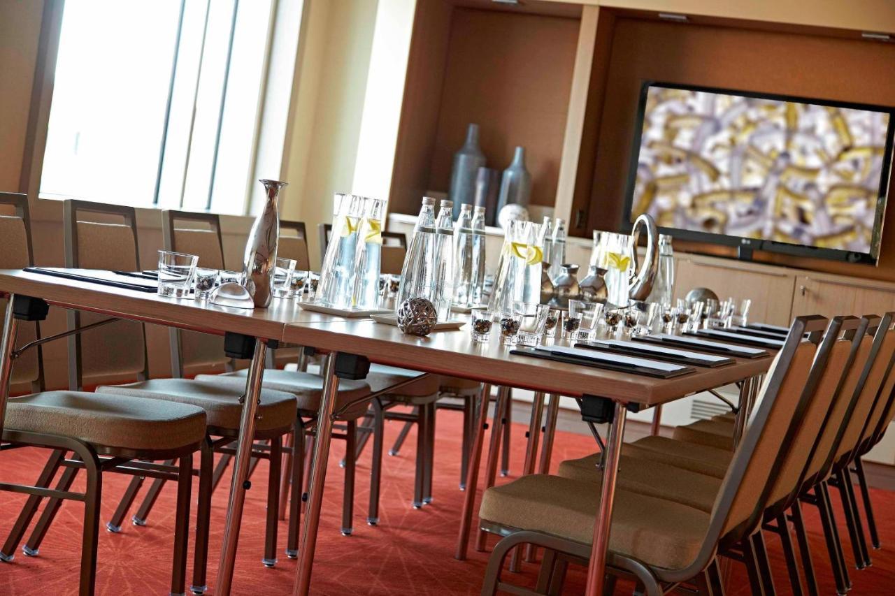 Renaissance Polat Bosphorus 5*