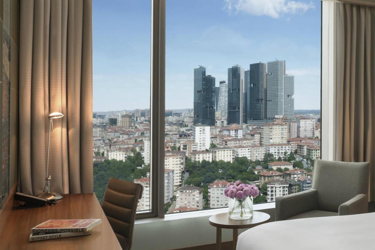 Renaissance Polat Bosphorus Hotel 5*