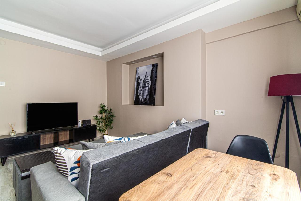 Apartment Flat Near Taksim Square With Balcony Istanbul