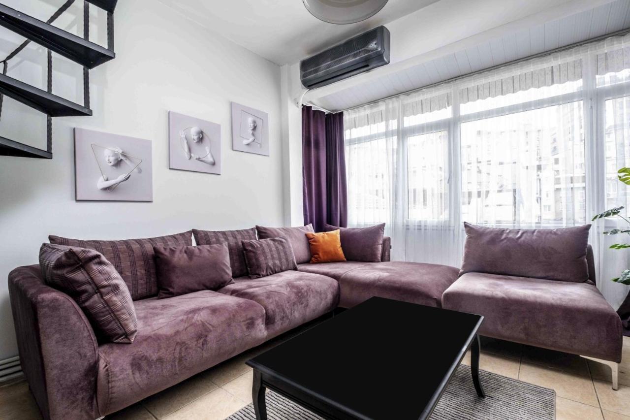 Apartment Sleek Flat With Excellent View In Cihangir