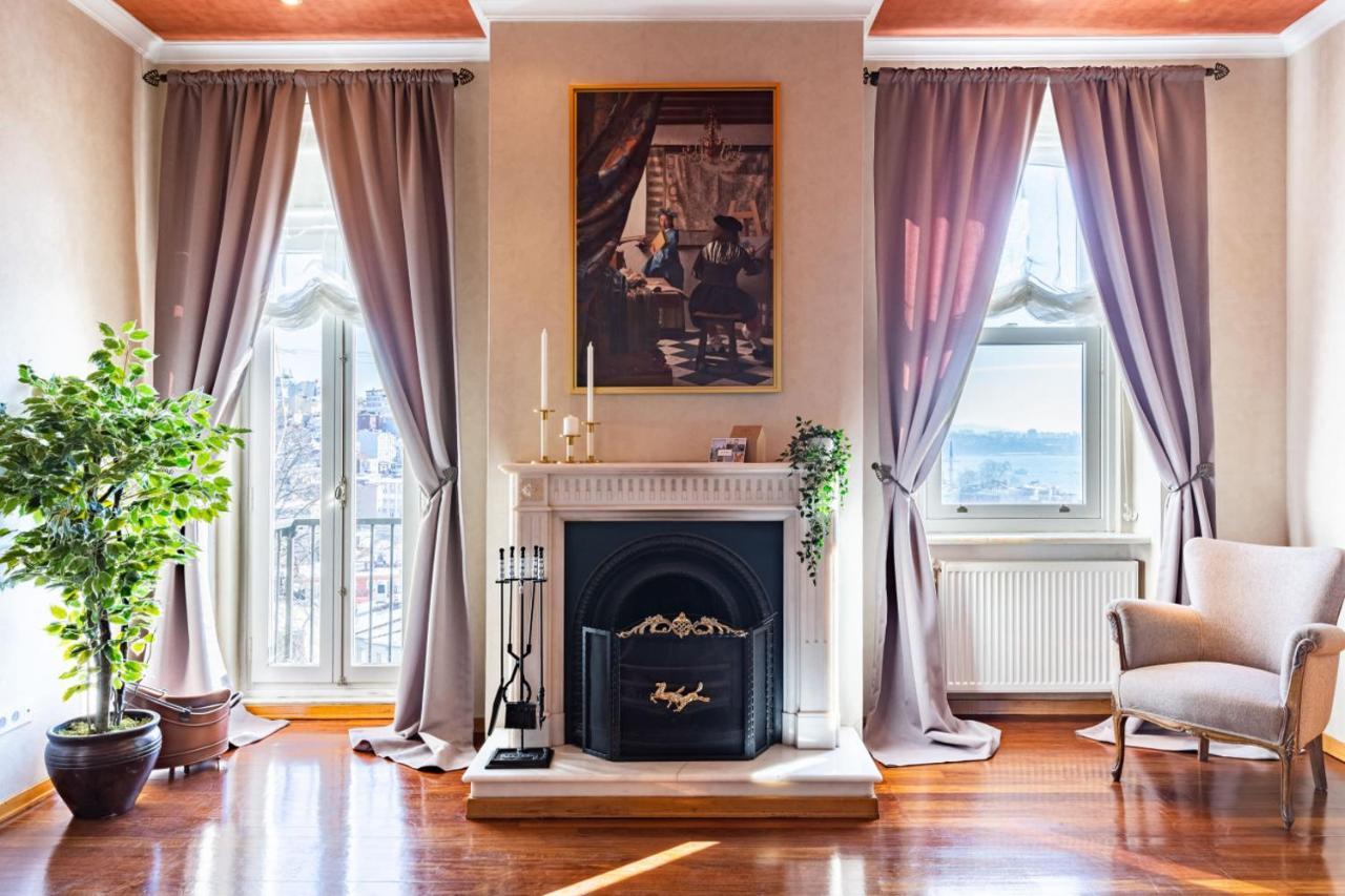 Enchanting Flat In Beyoglu With Bosphorus View *
