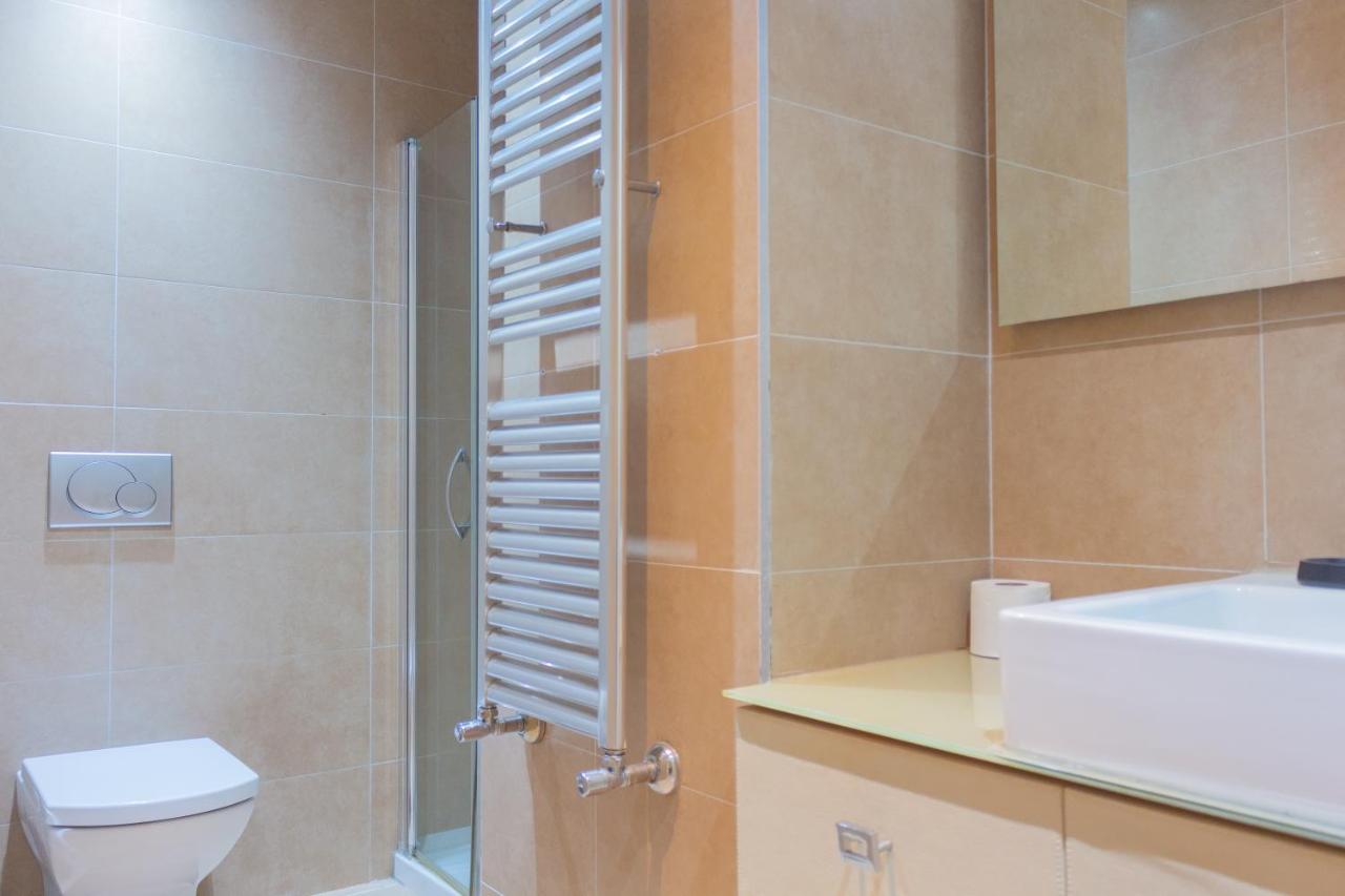 Cozy Calm 2 Bedroom In Luxury Residence, Maslak Sariyer * Istanbul