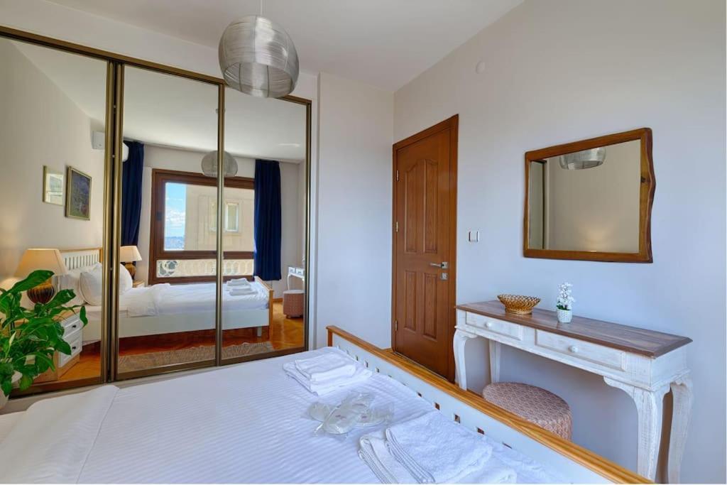 Gumussuyu By Azad Homes * Istanbul